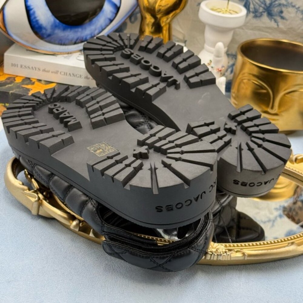 🆕 MARC JACOBS 🧿 NWOB The Quilted Sunny Leather Dad Sandals, Black - Sz 39 US 9 - Picture 16 of 16